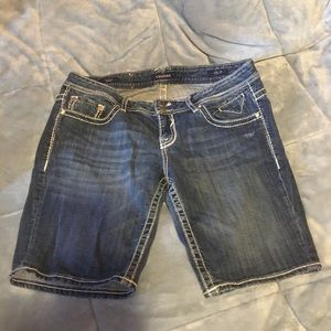Women’s jean shorts
